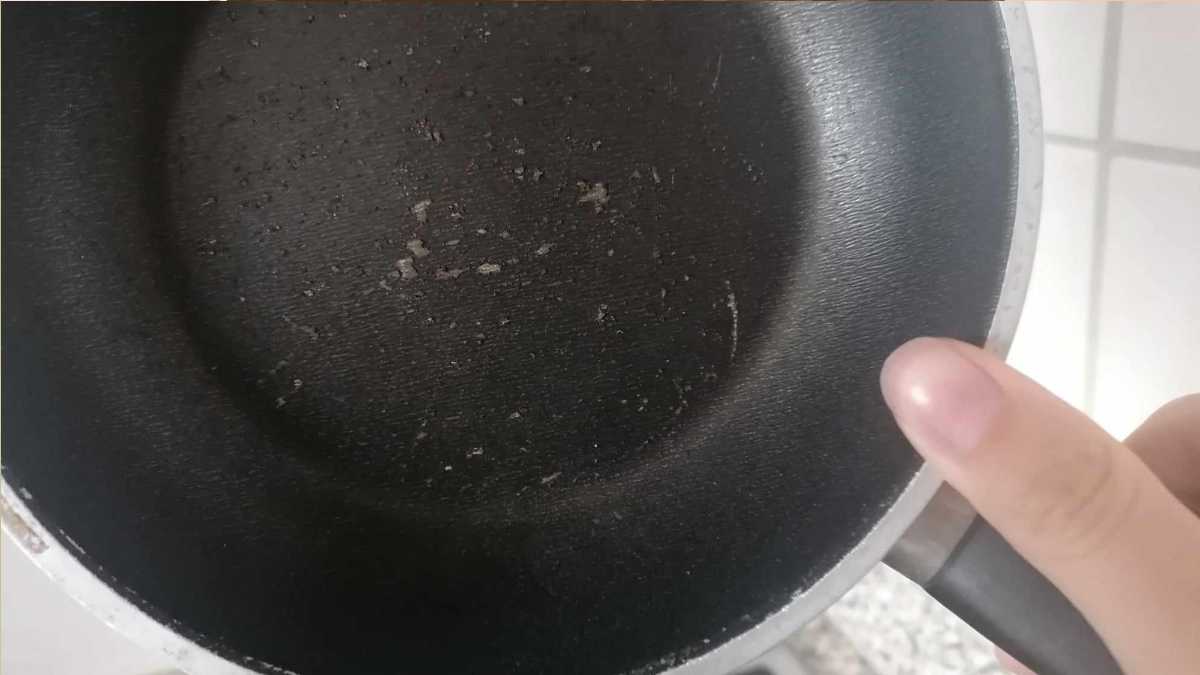 How to Know When to Throw Away Nonstick Pans